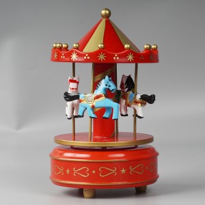 Wholesale Xmas Carrossel decorative Plastic and wooden hand cranked Merry Go Round Carousel Music Box for Kids Toys
