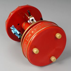 Wholesale Xmas Carrossel decorative Plastic and wooden hand cranked Merry Go Round Carousel Music Box for Kids Toys