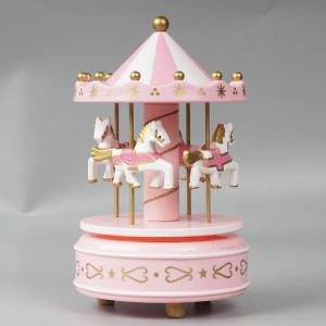 Wholesale illuminated Christmas Carrossel decor, rotating round merry go carousel music box for kid gift